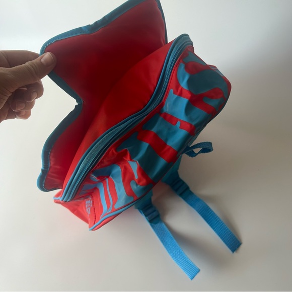 NWT old stock disney snow white and the seven dwarfs bashful kids backpack - Picture 4 of 6